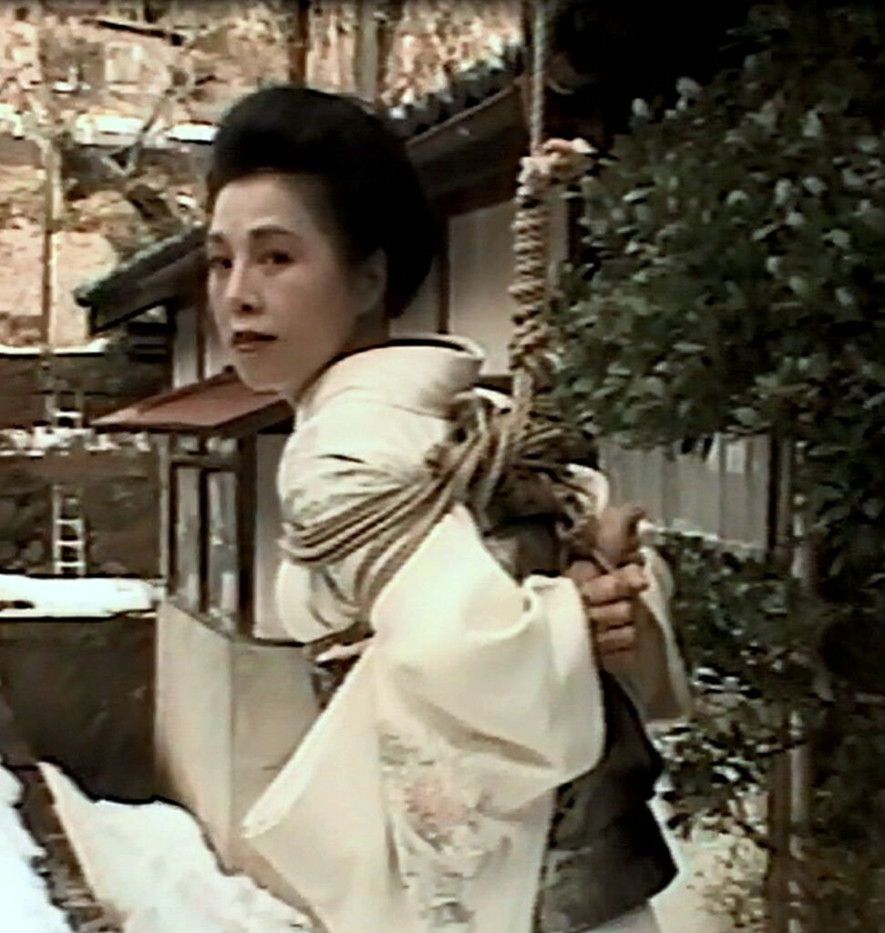 被虐　熟女　着物緊縛 