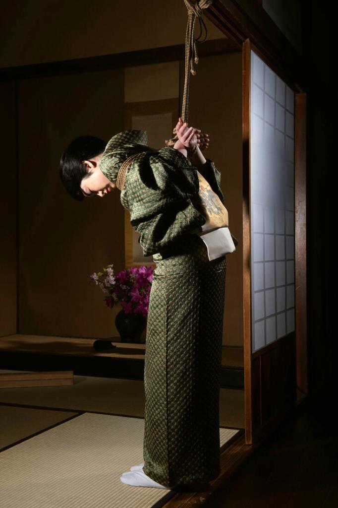蔵緊縛妾緊縛 美しき女性の緊縛美 (705) 「秘書と女将」第238話 二階堂はるか、目黒の怪人に狙われる : ko_c_sanのblog