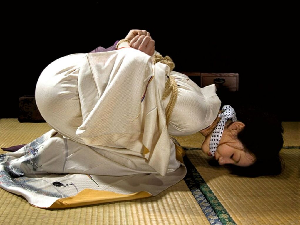 和服熟女  SM緊縛美熟女 緊縛　おしり画像 