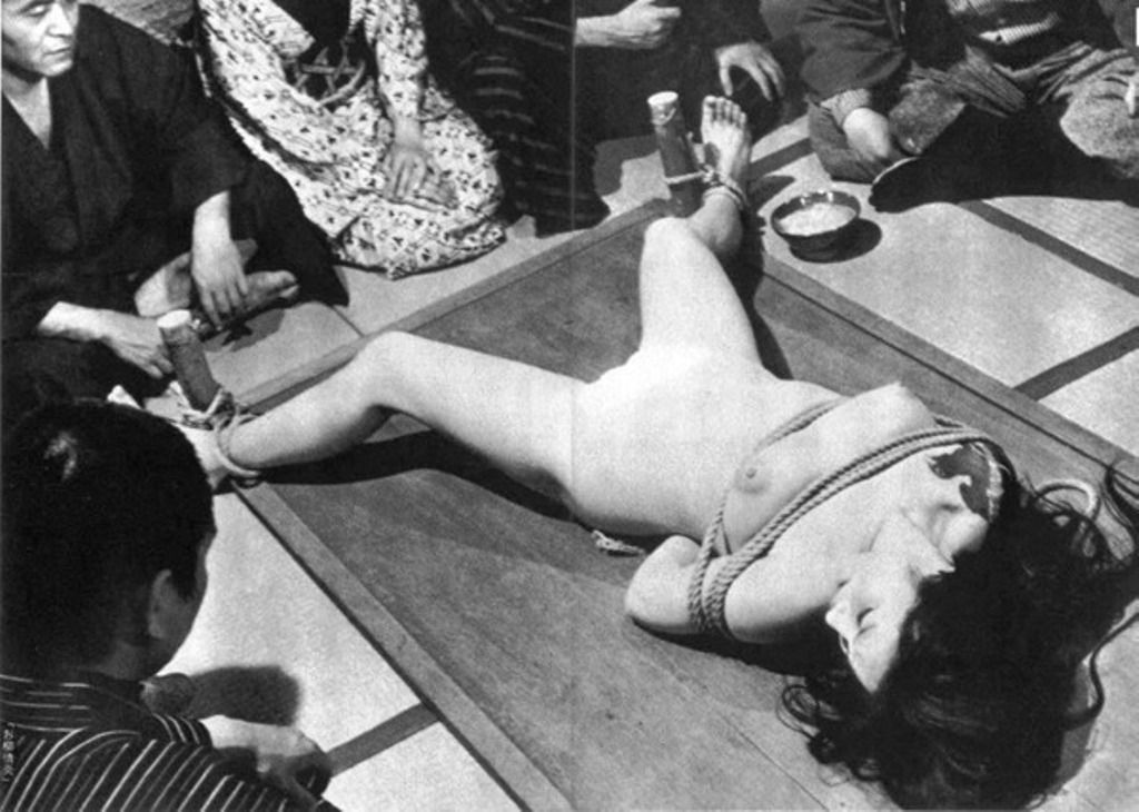 女侠客 緊縛  