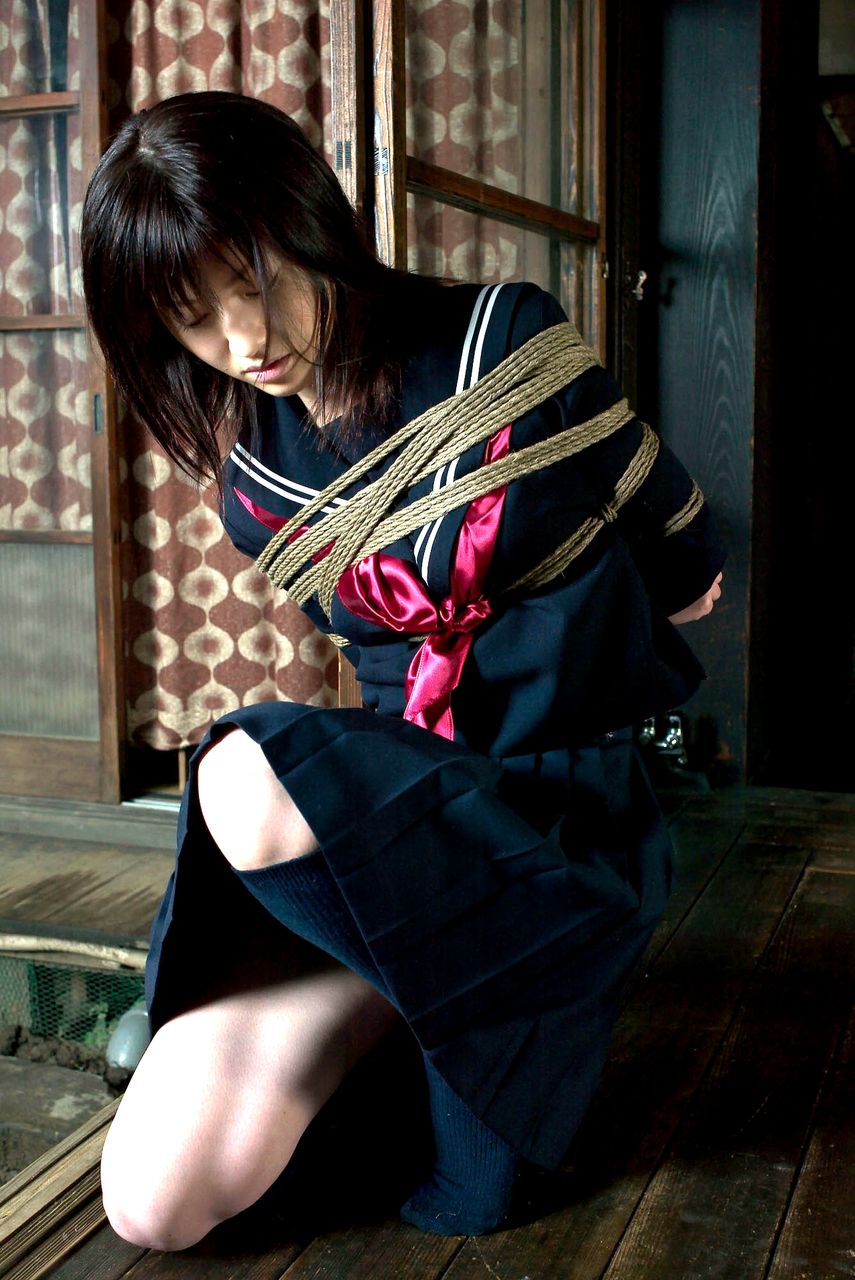 美帆　黒髪　緊縛 美しき女性の緊縛美 (431) 乱れた黒髪の美女(4) : ko_c_sanのblog