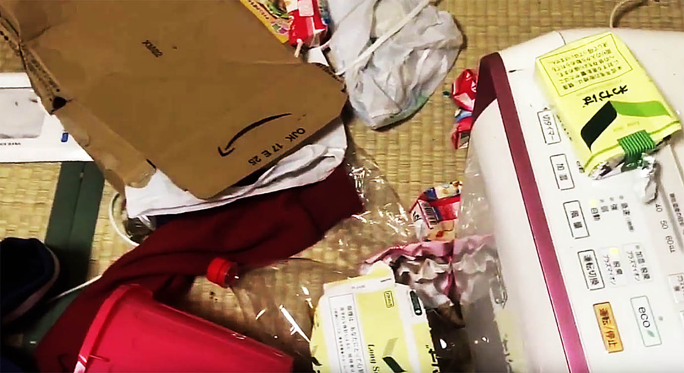 衝撃 美人アイドルがヤバすぎる自分の部屋を公開 あまりにもゴミ屋敷すぎてヤバイ件 加瀬ちゃん 2ch コピペ情報局