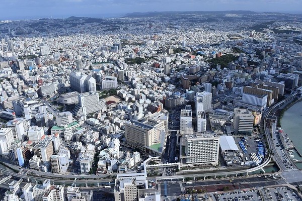 俺 那覇市 人口30万人 とかいう地方都市 南の島でのんびりした場所なんだろ 実際に行ってみた結果 2ch コピペ情報局 俺 那覇市 人口30万人 とかいう地方都市 南の島でのんびりした場所なんだろ 実際に行ってみた結果 2ch コピペ情報局