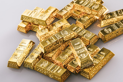 goldIMGL0950_TP_V4