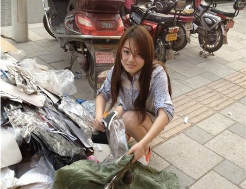 【画像あり】中国の美人ホームレスが可愛いすぎwwwwwwwww