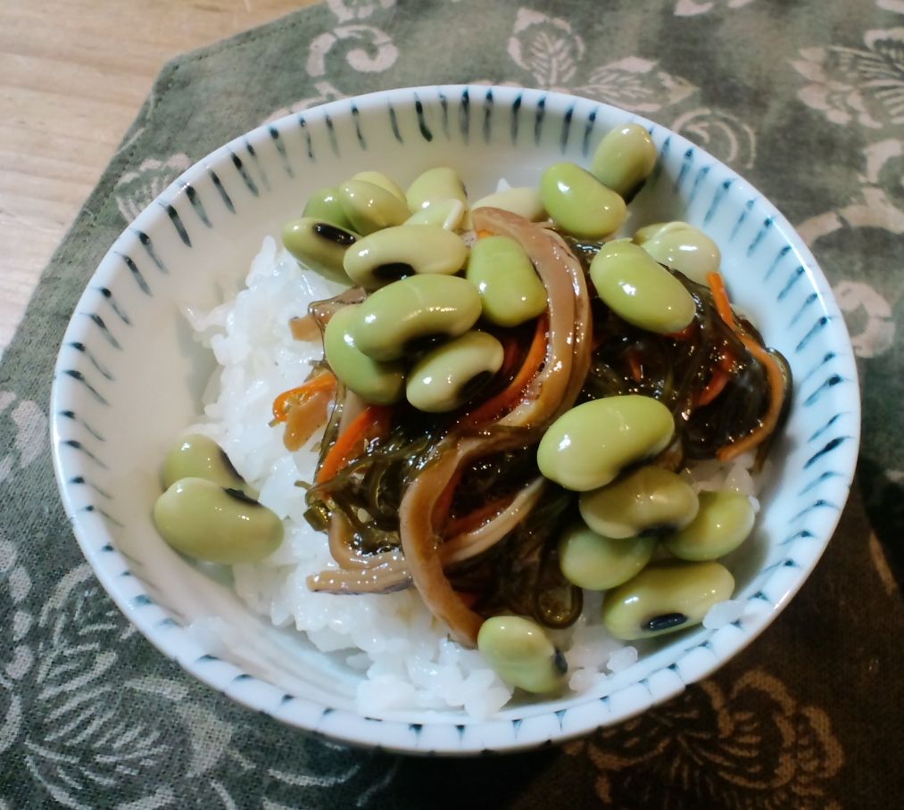 松前漬け青豆のせご飯 桑畑五十六朗の年年歳歳 松前漬け青豆のせご飯 桑畑五十六朗の年年歳歳