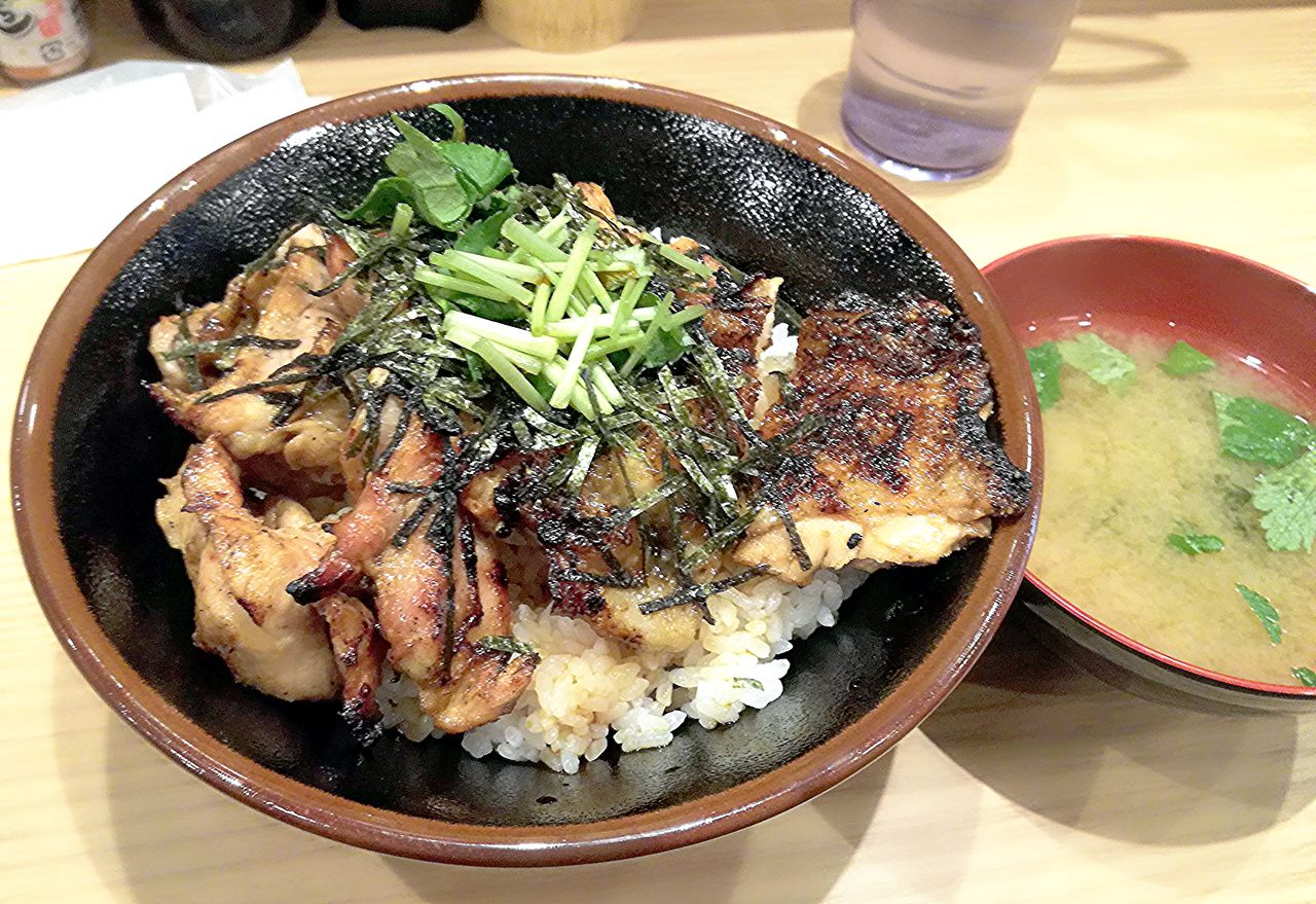 ワンコインランチ370 神戸三宮 炭火焼き鳥丼 Koba357 S Toys Bar ワンコインランチ370 神戸三宮 炭火焼き鳥丼 Koba357 S Toys Bar