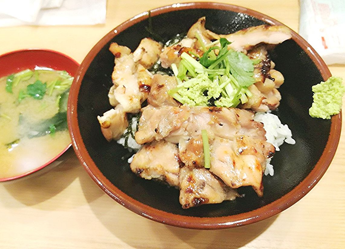 ワンコインランチ377 神戸三宮 炭火 塩焼き鳥丼 Koba357 S Toys Bar ワンコインランチ377 神戸三宮 炭火 塩焼き鳥丼 Koba357 S Toys Bar