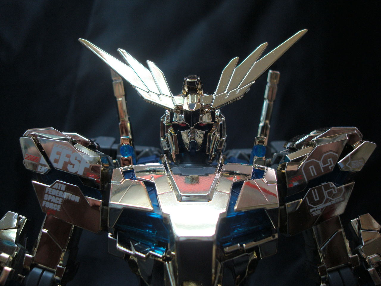店頭用サンプル「MG 1/100 ユニコーンガンダム3号機 フェネクス 店頭用サンプル「MG 1/100 ユニコーンガンダム3号機 フェネクス