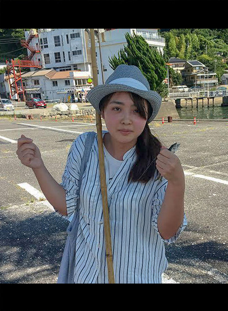 08