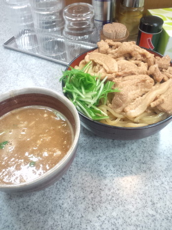 mkn4