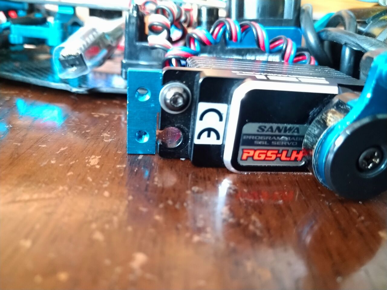 TRF416シャーシ サーボ付 TRF416 10.5T搭載＆サーボ交換＆SSBB化