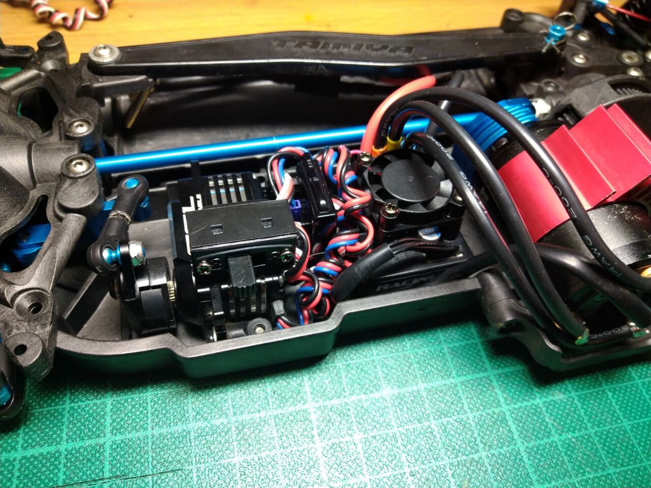 TB04 アンプ交換(TBLE04SR搭載) : つねきちのRCblog