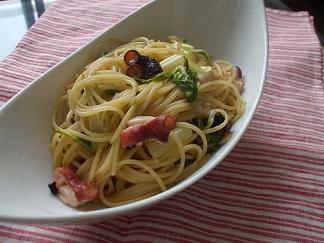 タコとセロリのペペロンチーノ
