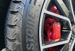 スタッドレス