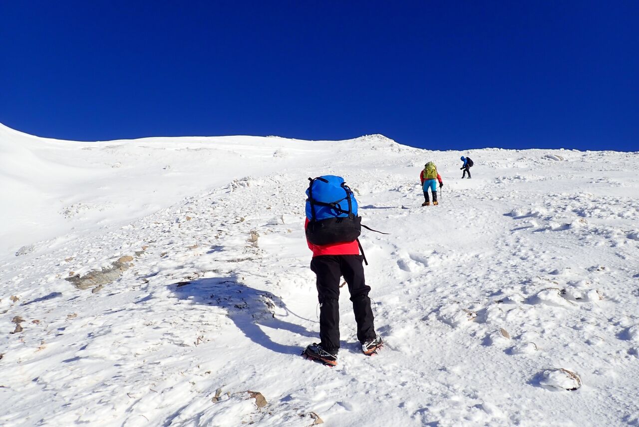 D3231217-9DA0-40FA-B4B4-4A0C0E736AFF