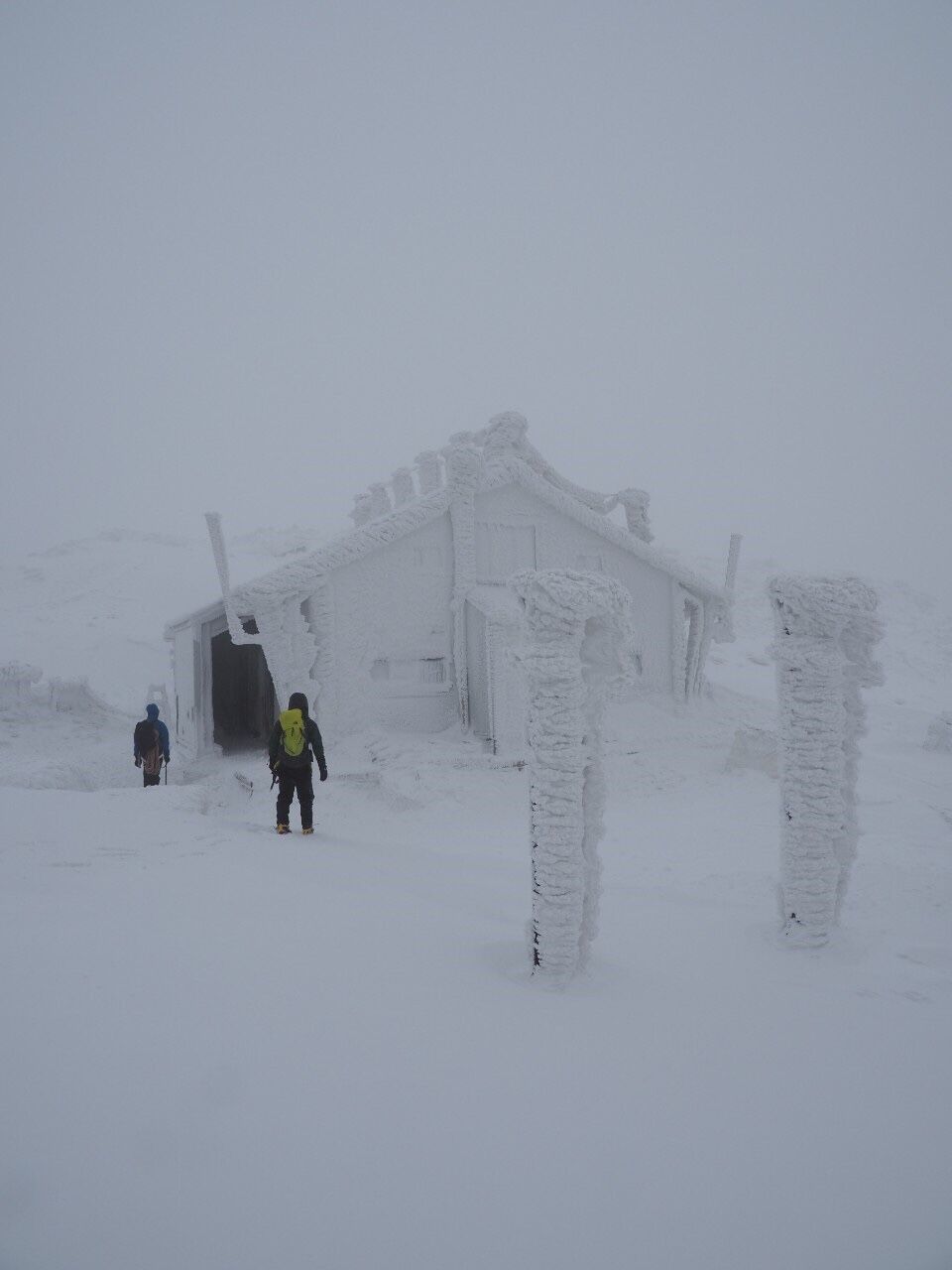 607F70A5-FA75-4581-8CF9-717E94C6D4EC