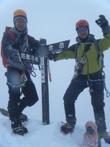 2011_02270093