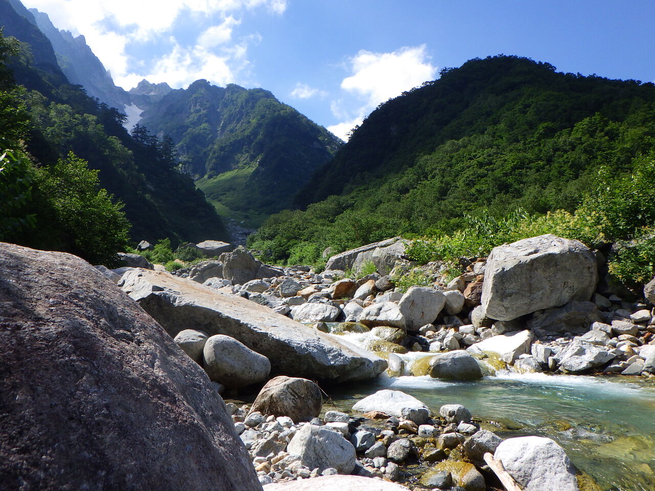 6D0E21C3-B59D-48C8-83AD-9ECB605B581F