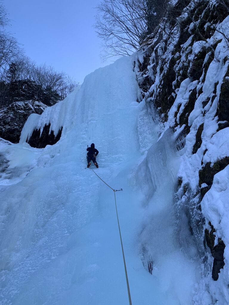 1AE25F96-75C8-4C82-A52A-7A5C6FBB1697