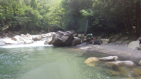 CAEDB32F-3DDA-4C1B-AEB8-EA13C8B499C4