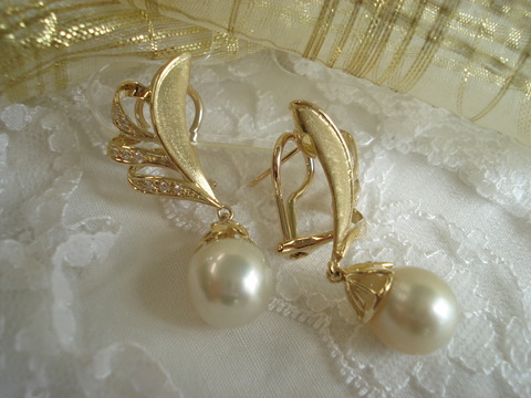 K18パール&ダイヤピアス