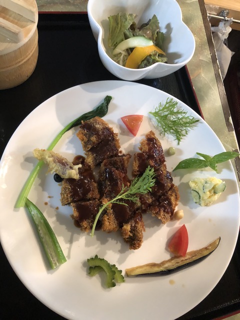 3D26F26E-0F2F-450F-8CFB-7038417AFD90