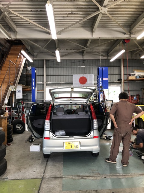 9A9B5328-101F-431A-BBEF-59DAAF24C9BA