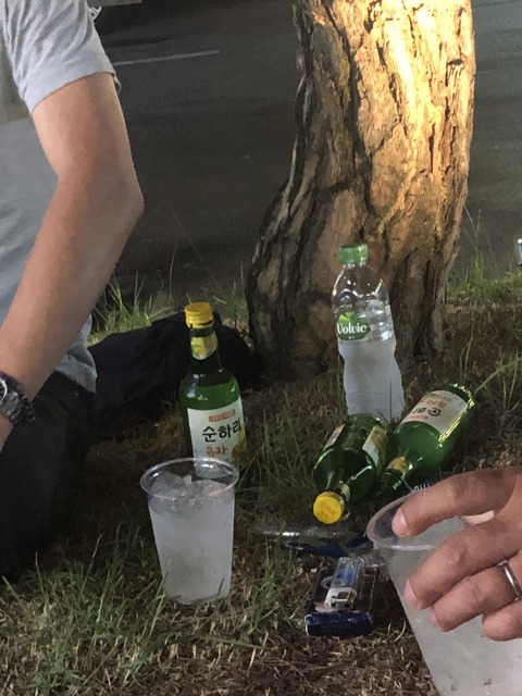 2F215E37-6000-41E6-89B0-3981A13BC8BB