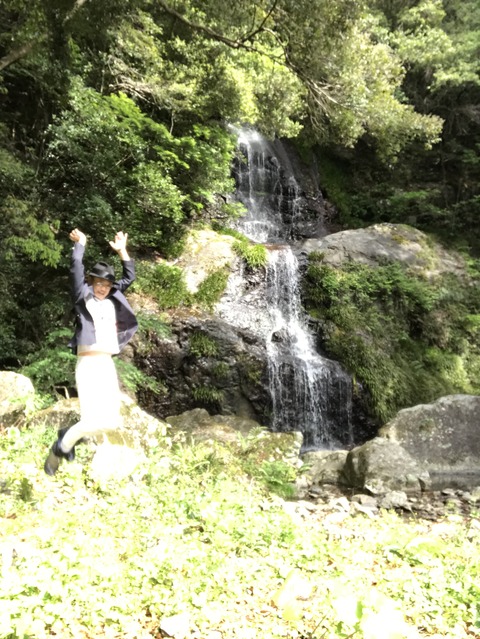 677F4E25-708F-4B26-983B-553106ADA62F