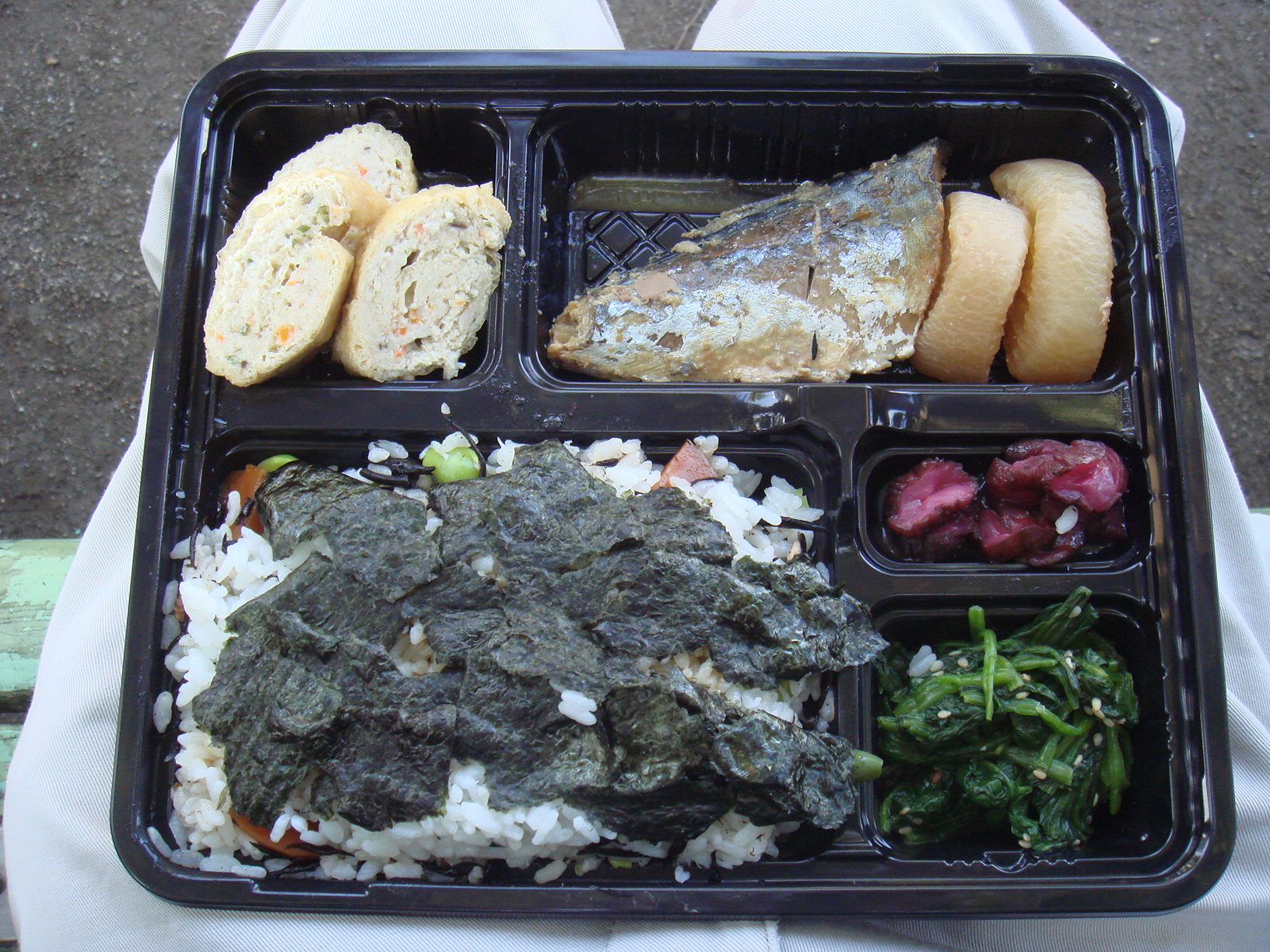 のんちゃんのり弁 さば味噌弁当 こちら鯖味噌本部