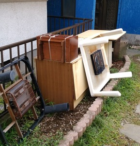アプローチ残置:戸建て4号