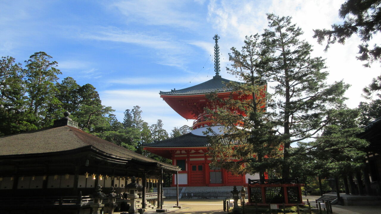 壇上伽藍 三鈷の松 根本大塔 高野山 熊野古道でソロキャンプ 超 完全踏破者のブログ 壇上伽藍 三鈷の松 根本大塔 高野山 熊野古道でソロキャンプ 超 完全踏破者のブログ
