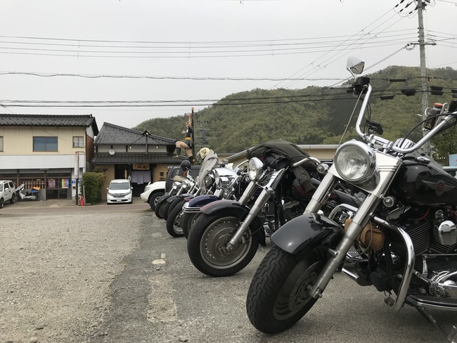 827E5AA4-2A46-4C31-842F-F3E5562CE829