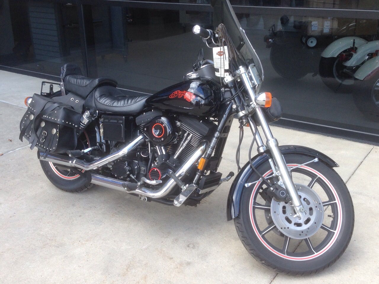Harley-Davidson Sturgis Blowout ブラック EVO 1990 STURGIS 1982 FLH 発見！ : 鼓動館ブログ