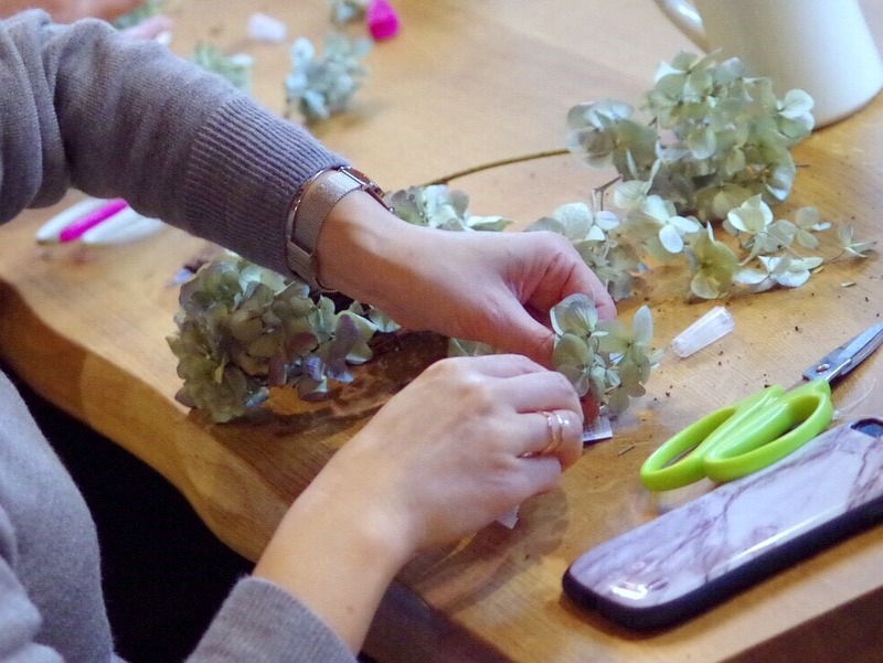 秋色紫陽花のフラワーボール ボールリース 秋色紫陽花のリース