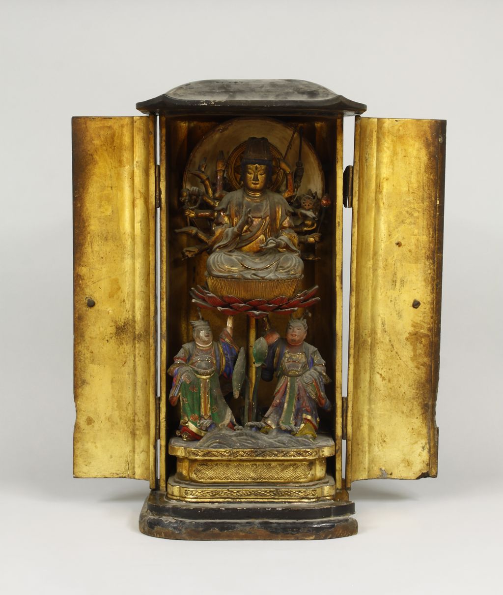 Bonhams : A polychrome wood figure of Kishimojin Muromachi