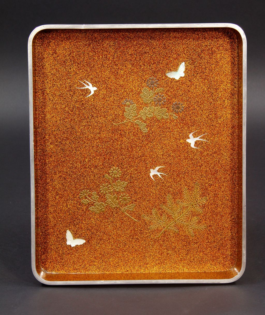 【骨董品】蒔絵手箱 鹿の図蒔絵 手筥 文庫 手箱 群鹿 シカ絵 文箱 飾筥 銀縁 金属縁