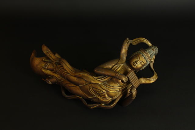 【骨董品】 木彫像 木彫裸形辨財天立像 （裸弁財天） : 骨董・古美術品オークション