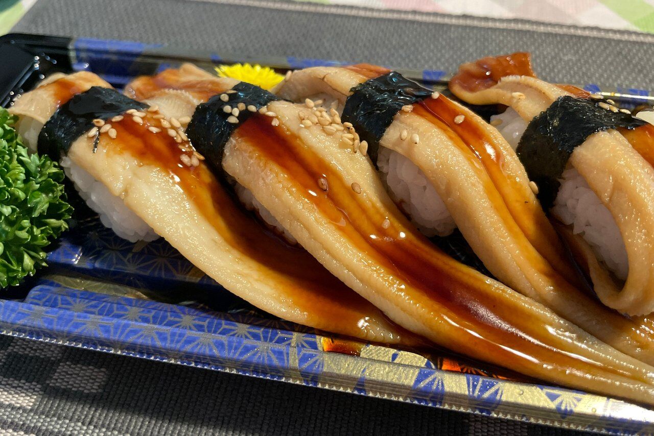 スーパー鮮魚売り場の穴子にぎり寿司 Kohの写真館 スーパー鮮魚売り場の穴子にぎり寿司 Kohの写真館