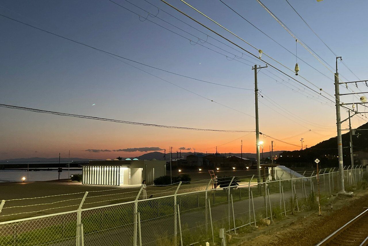 JR須磨駅からの夕景2021年10月 KOHの写真館 JR須磨駅からの夕景2021年10月 KOHの写真館