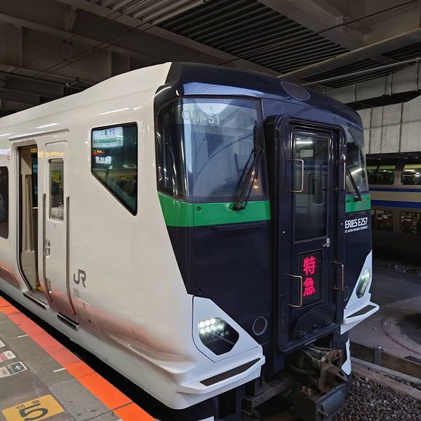 22010360