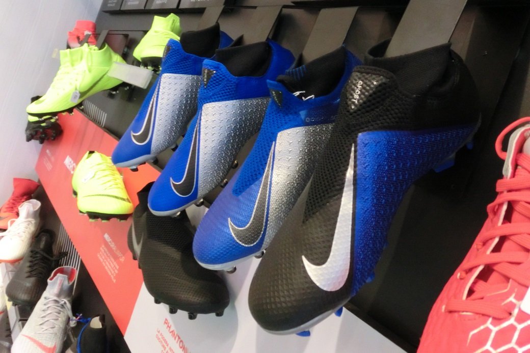 【送料無料！】NIKE マジスタ　オブラアンチクロッグ　25.5 送料無料！】NIKE マジスタオブラアンチクロッグ25.5