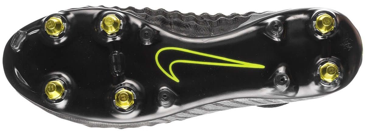 アンチクロッグトラクションSGソールの定価が8000円ほど安くなった件