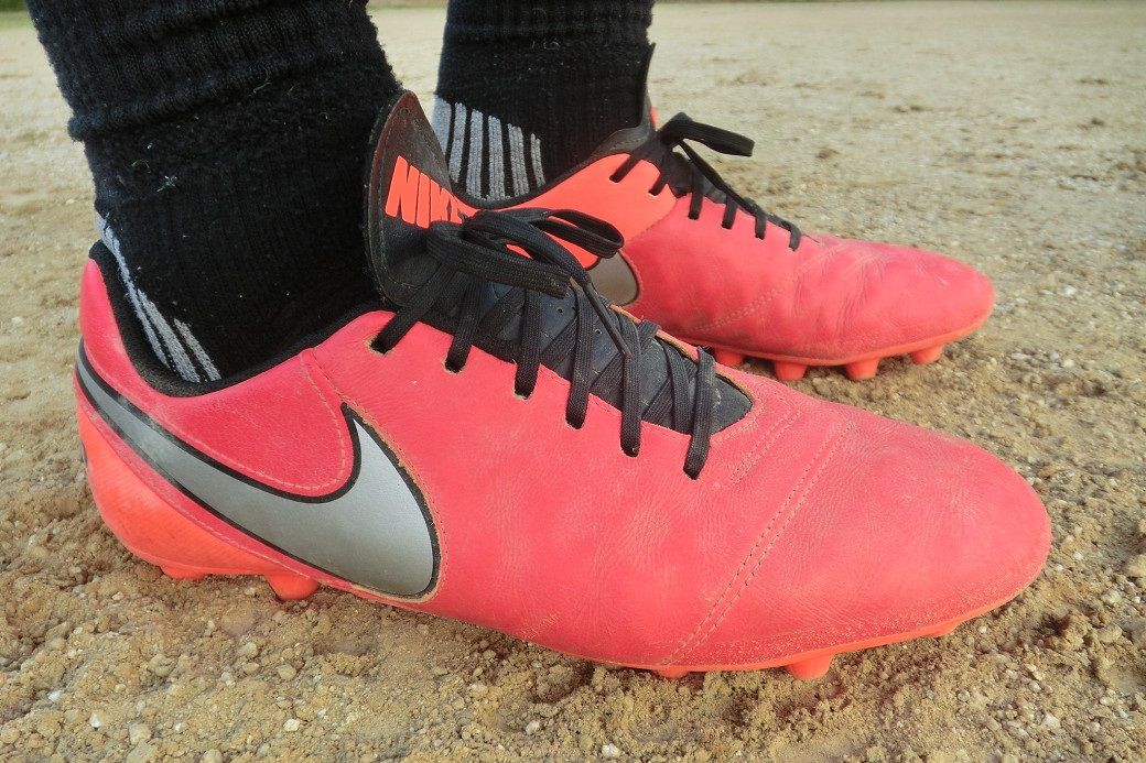 ナイキ NIKE サッカースパイク ティエンポ ジェニオ II レザー HG レビュー】 ナイキ ティエンポジェニオII レザー HG-E : Kohei's