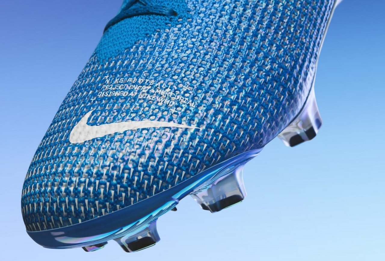 サッカースパイク　マーキュリアル　スーパーフライ7　NIKE 26.5センチ Nike By You】 マーキュリアルヴェイパー13 & スーパーフライ7