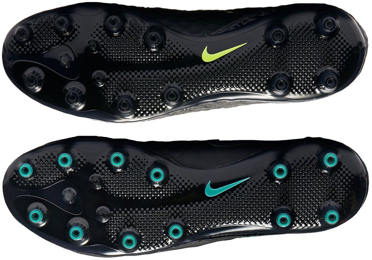 NIKE ティエンポレジェンド6 AG-PRO 【人工芝用AGソール