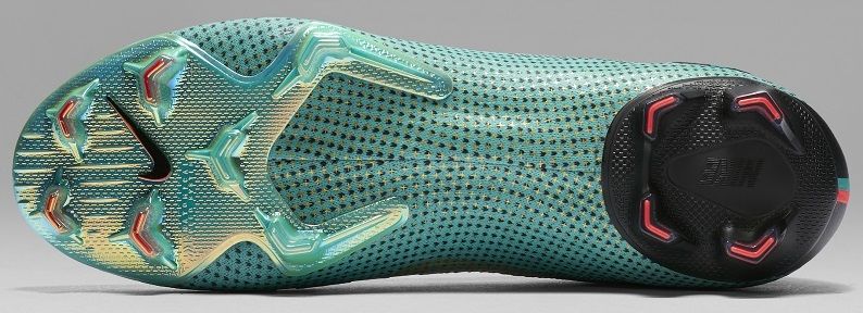 新色CR7チャプター6】 マーキュリアルスーパーフライ6 PRO CR7 HG 登場