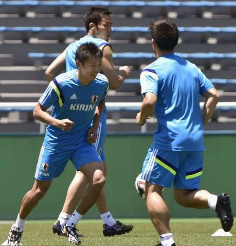 日本代表 海外組 自主トレでの着用スパイク : Kohei's BLOG