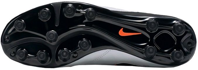 最終値下げ‼️早いも勝ち❗️新品未使用ティエンポ6 袋付き ナイキ ティエンポ6 40%OFF セール情報 : Kohei's BLOG サッカー